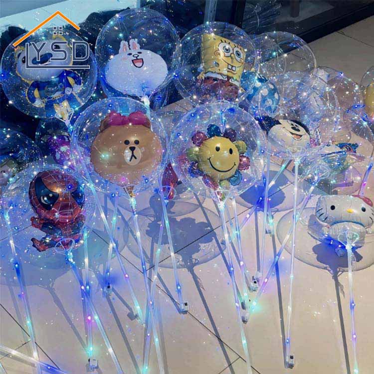 Bobo Balloon ที่มีบอลลูนฟอยล์ขนาดเล็ก